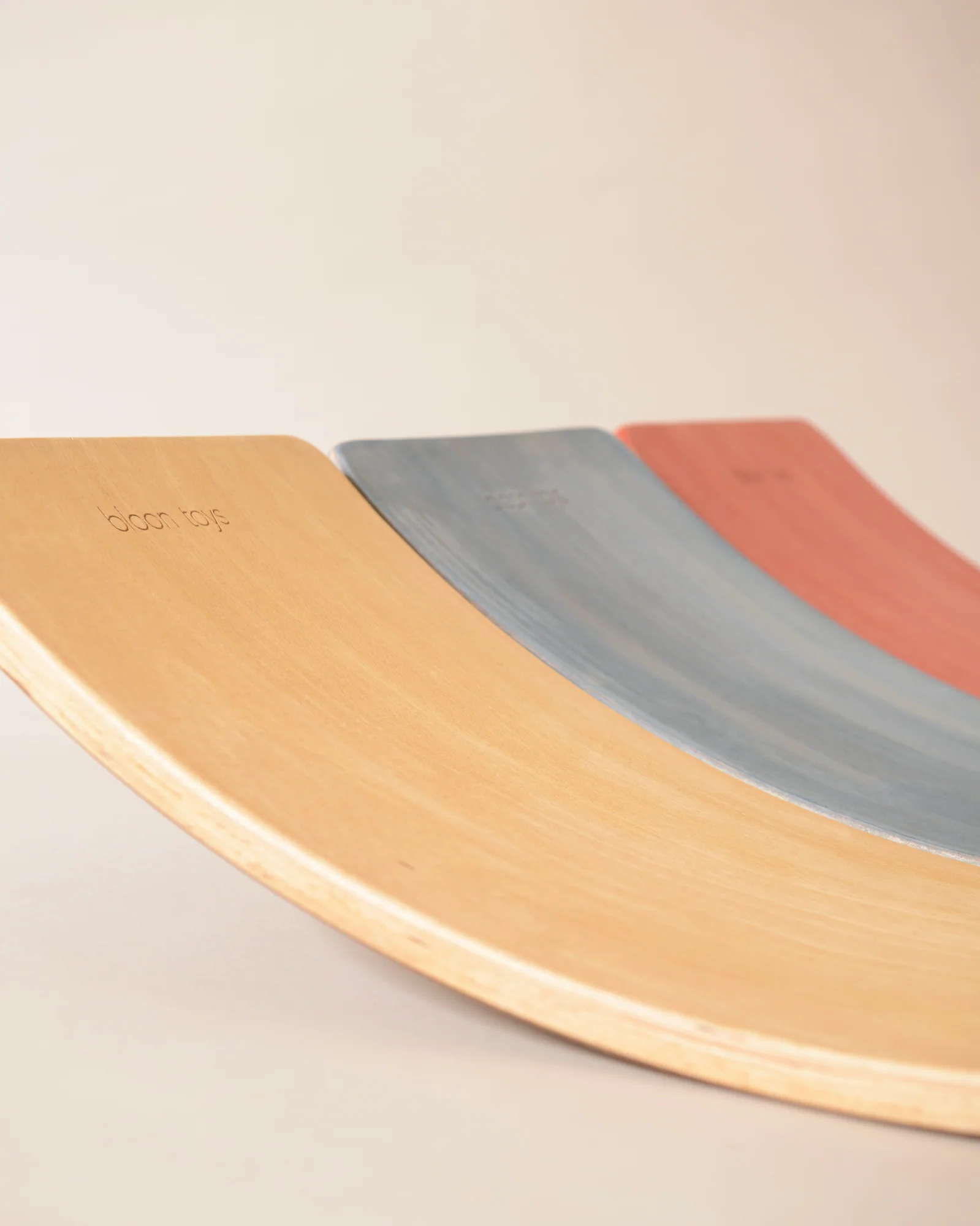 Curvy board 2.0 (Cork-Lined Balance Board in Madder Red) - Image 8